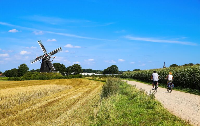 Hoe je een fietstocht langs Nederlandse molens plant